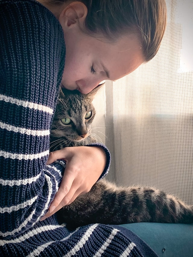 Do cats help with depression?