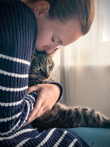 Do cats help with depression?