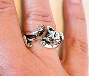 Silver cute cat ring on finger